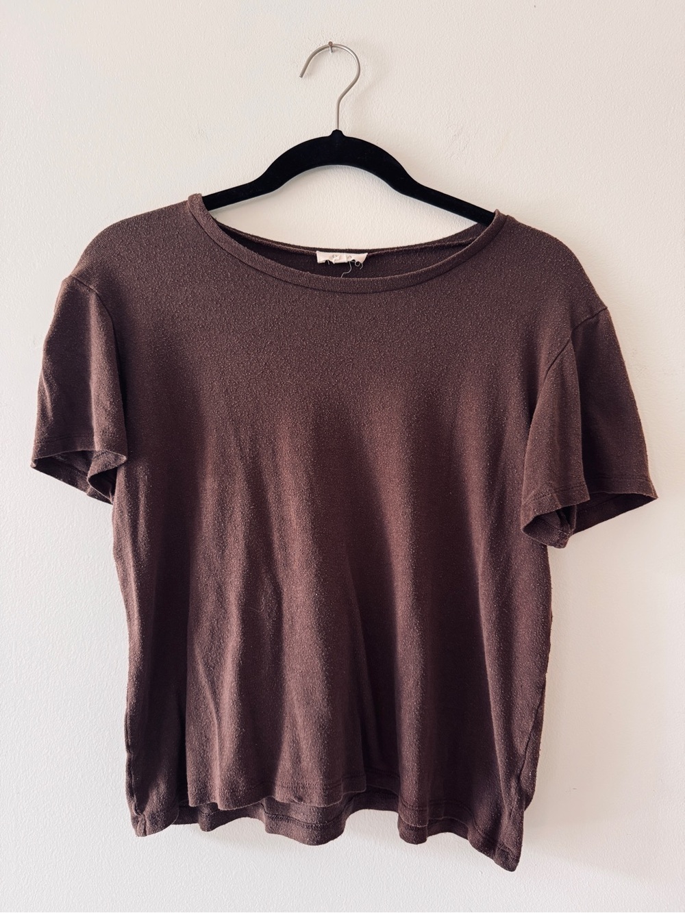 Classic Tee in Manzanita - Picture 3 of 7
